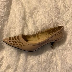 𝑱.𝑹𝒆𝒏𝒆𝒆́